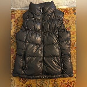 Black puffer vest